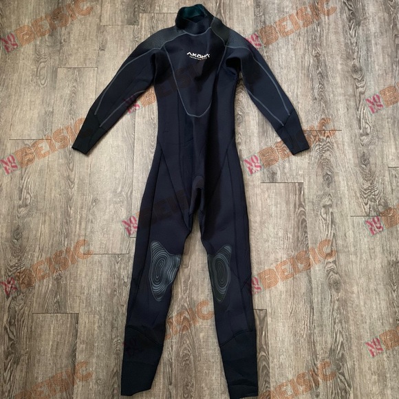 AKONA Adventure Gear Wetsuit - Picture 1 of 13